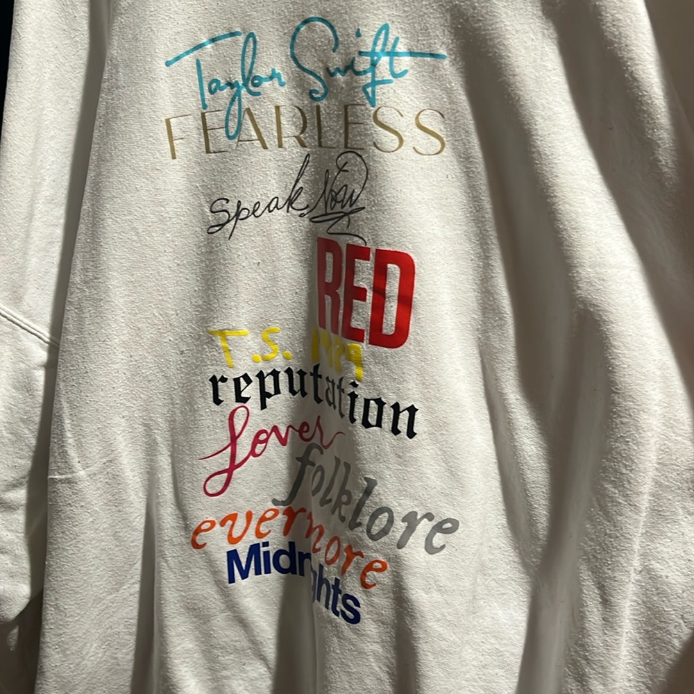 Taylor Swift Crew Neck